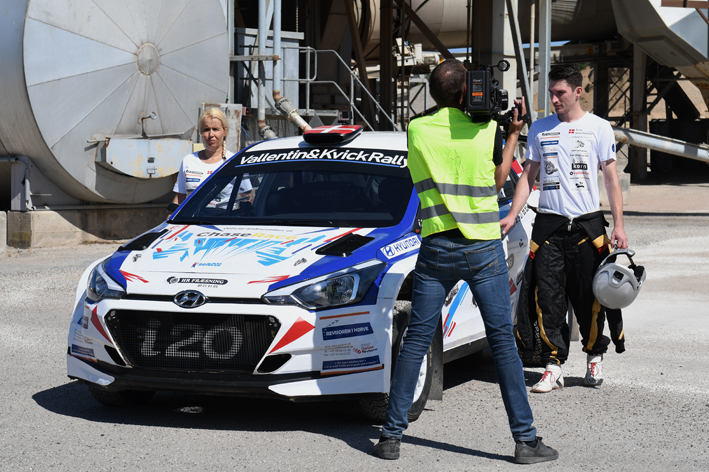 Peter Stenberg klar til at ”skyde“ en ny vinkel på Vallentin & Kvick Rally
(Foto: Morten Dam - autoMOTIV/specialpress)